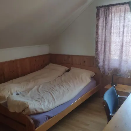 Privatunterkunft Airbnb And At Postvegen 95