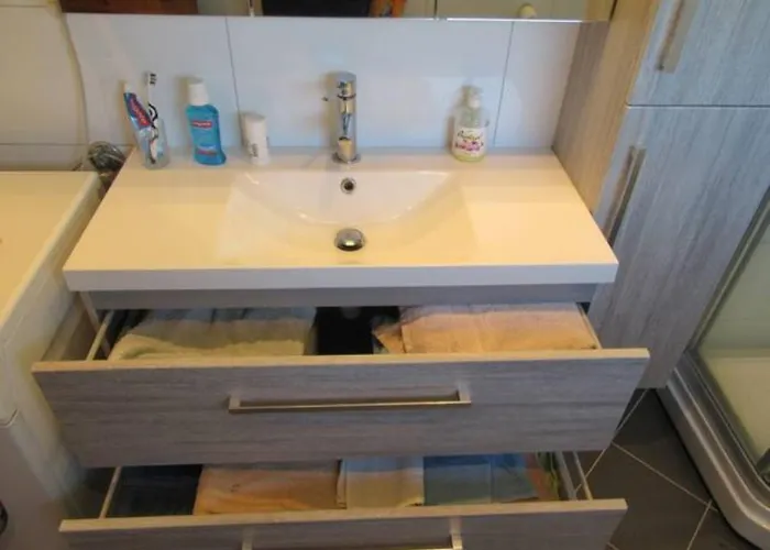 Airbnb&booking At Postvegen 95 Privat overnatting